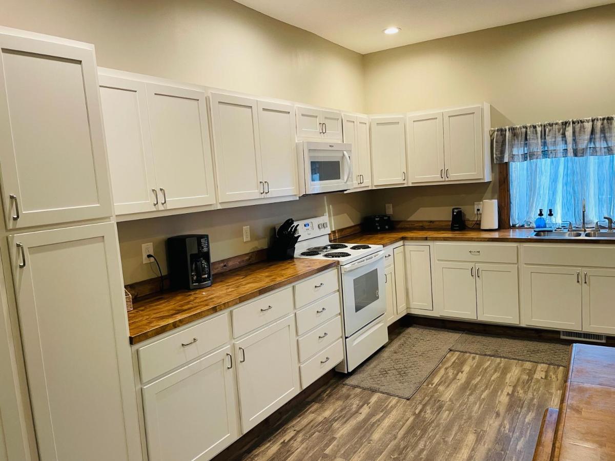 Downtown Farmhouse: Modern 3-Bed Apartment near Honeywell Theater Wabash Exterior photo