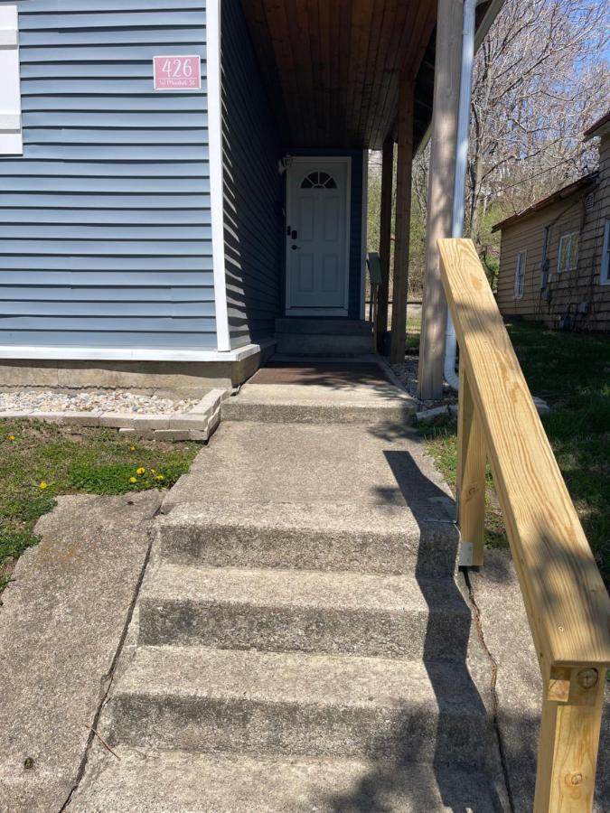Downtown Farmhouse: Modern 3-Bed Apartment near Honeywell Theater Wabash Exterior photo